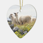 Quirky Design - Schapen in een veld Keramisch Ornament (Links)