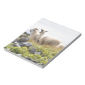 Quirky Design - Schapen in een veld Notitieblok (Linkerzijde)