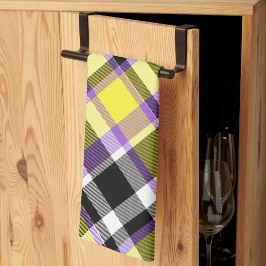 Quirky Eclectische Boho Nonbinary Plaid Pride Vlag Theedoek (Derde Gevouwen)