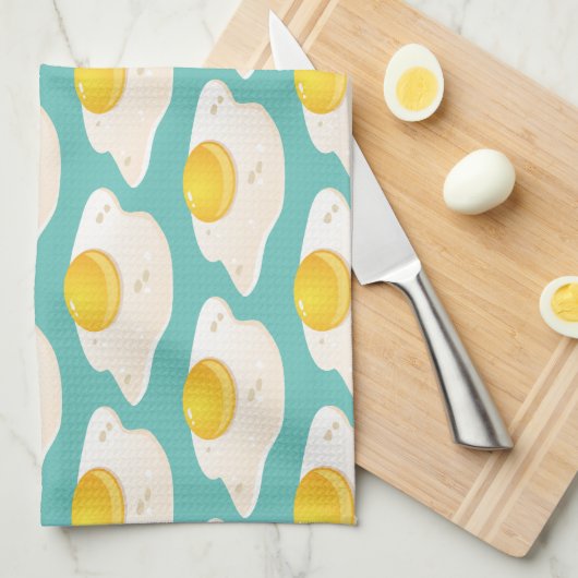 Quirky Fried Egg Graphic Pattern op Blauwgroen Theedoek (Quarter Fold)