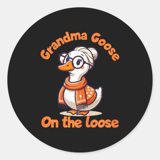 Quirky Goose Creations Funny Grandma Goose On The  Ronde Sticker (Voorkant)
