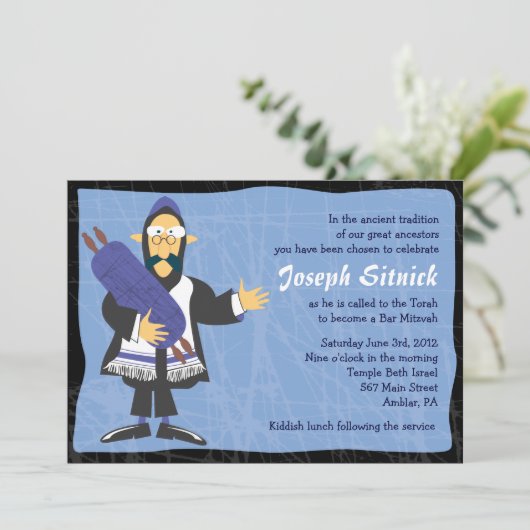 Quirky Rabbi Bar Bat Mitzvah Uitnodiging (Staand voorkant)