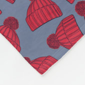Quirky Red and Blue Bobble Hats Pattern Fleece Deken (Hoek)