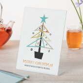 Quirky Retro kerstboom Middeleeuwse feestdag Reclamebord Met Voetstuk (Insitu)