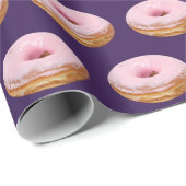 Quirky roze gelaagde donuts Pattern Paars Cadeaupapier (Rol Hoek)