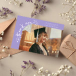 Quirky Stars Lilac Grad Photo Thank You Aankondiging<br><div class="desc">Quirky and whimsical graduation announcement photo card featuring a photo on the front and 1 on the back. The text says "thank you" in quirky hand writing with stars and confettis. Add the graduate's name,  information,  and message to personalize this card. Lilac.</div>