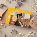 Quirky Stars Yellow Grad Photo Thank You Aankondiging<br><div class="desc">Quirky and whimsical graduation announcement photo card featuring a photo on the front and 1 on the back. The text says "thank you" in quirky hand writing with stars and confettis. Add the graduate's name,  information,  and message to personalize this card. Yellow.</div>