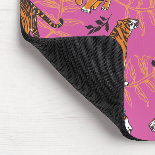 Quirky Tiger Pattern op Bright Roze Muismat (Hoek)
