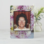 Quote Foto Spider Mums Bloemen Achtergrond Begrafe Programmakaart (Staand voorkant)