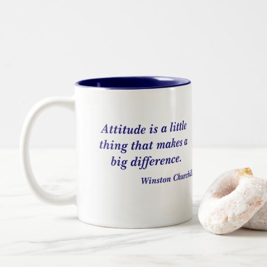 Quote Winston Churchill Tweekleurige Koffiemok (Met donut)