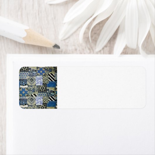 QWL_BluePatchworkQuilt SCRAPBOOKING TEXTILES BLUE Etiket (Insitu)