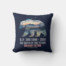 R.I.P. 399 (1996-2024) Koningin van het Tetons Bee Kussen