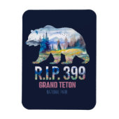 R.I.P. 399 De Koningin van het Tetons Beer Magneet (Verticaal)