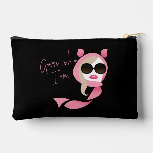 Raad eens wie ik ben: de witte lotus etui (Achterkant)