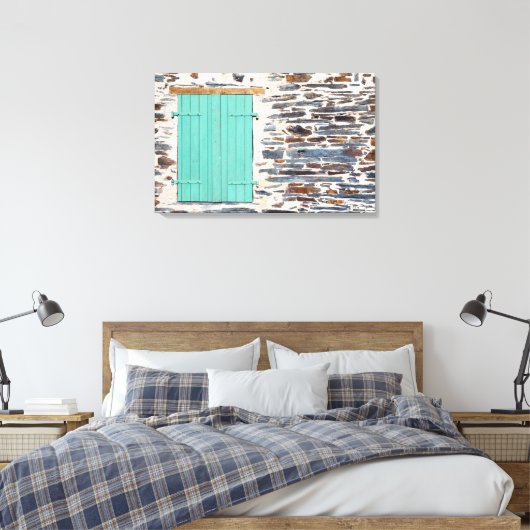 Raamluiken op een rustiek rotsmuur canvas (Insitu (Slaapkamer))