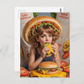 Raar Surreal Meisje met een Cheeseburger Pet Briefkaart (Voorkant / Achterkant)