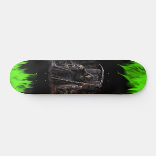 Raas Reaper skateboard met groene ontvlammen (Horizontaal)