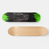 Raas Reaper skateboard met groene ontvlammen (Horizontaal)