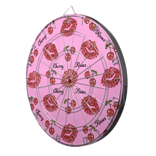 RAB Rockabilly Cherry Kisses op roze Dartbord (Voorkant Rechts)
