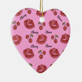 RAB Rockabilly Cherry Kisses op roze Keramisch Ornament (Rechts)