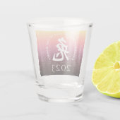 Rabbit 兔 Red Gold Chinese Zodiac Lunar Symbol Shot Glas (Achterkant)