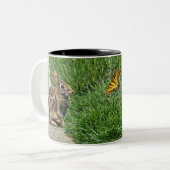 Rabbit art tweekleurige koffiemok (Voorkant links)
