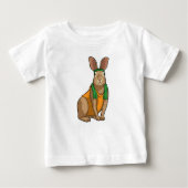 Rabbit as Runner with Towel (Voorkant)