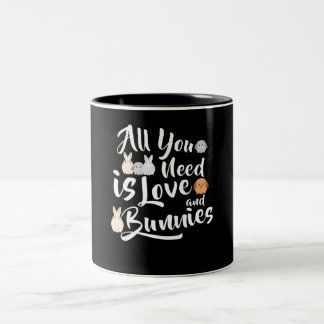 Rabbit Gift | Alles wat je nodig hebt is liefde en Tweekleurige Koffiemok