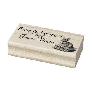 Rabbit on Books Personalized Wood Stamp for Books Rubberstempel