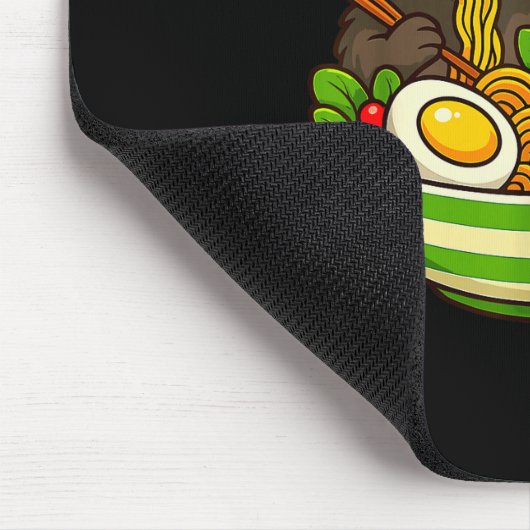 Raccoon And Ossum Eating Ramen Noodles Muismat (Hoek)