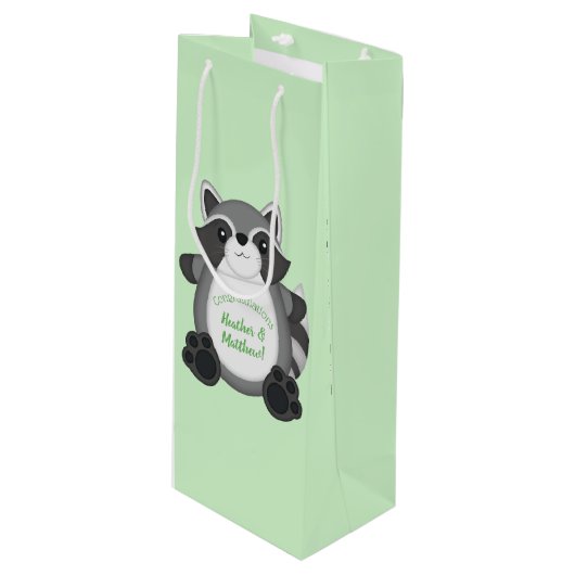 Raccoon Baby shower Green Wijn Cadeautas (Voorkant Gekanteld)