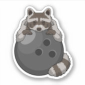 Raccoon bij Bowling met Bowling ball Sticker (Voorkant)