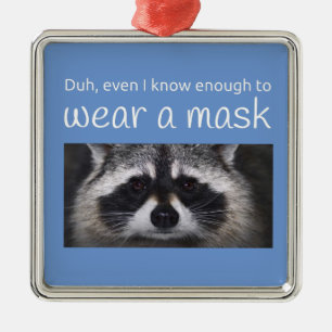 Raccoon Covid vraagt om een masker van Funnycomb Metalen Ornament