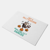 Raccoon Dancing Halloween Pumpkin Party Deurmat (Schuin)