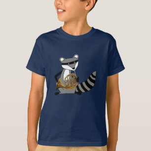 Raccoon die de Franse hoorn speelt T-shirt