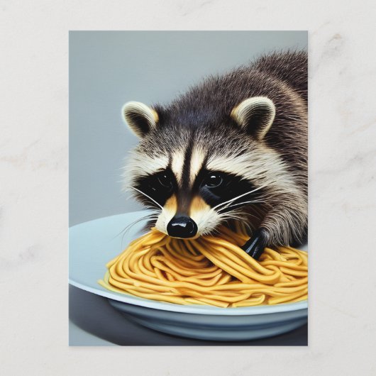 Raccoon Eating Spaghetti Briefkaart (Voorkant)