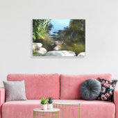 Raccoon in de stroom canvas afdruk (Insitu (Woonkamer))