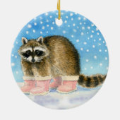 Raccoon in roze laarzen Kerstmis of winterversieri Keramisch Ornament (Achterkant)