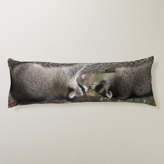 Raccoon-kussen. Lichaamskussen (Achterkant)