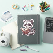 Raccoon Leesboek Sticker (iPad Cover)