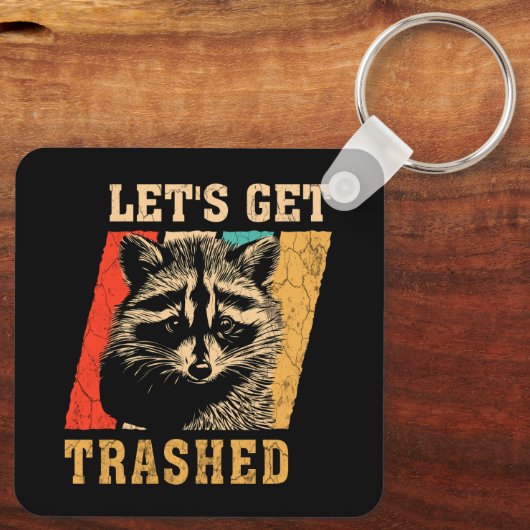 Raccoon Let's krijgen  Retro Racoon Fun Sleutelhanger (Achterkant)