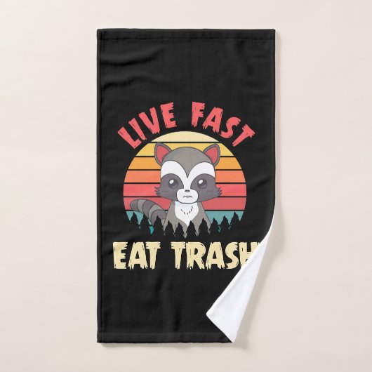 Raccoon Lover Live Fast Eat Trash Handdoek (Handdoek)