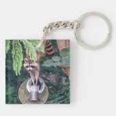Raccoon Raiding the Bird Feeder Sleutelhanger (Achterkant)