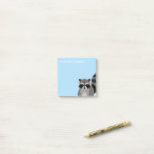 Raccoon Rascal, aangepaste kleur en naam Post-it® Notes (Op bureau)