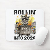 Raccoon Rolling Into 2026 Happy New Year 2026 Funn Muismat (Met muis)