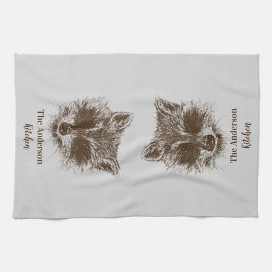 Raccoon Woodland Creature Drawing Personalized Theedoek (Horizontaal)
