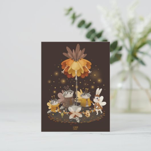 Raccoons Magic Flower van Alexandra Dikaia Briefkaart (Staand voorkant)