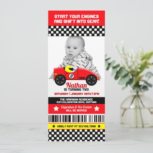 Race Car Photo Template Birthday Party Uitnodiging (Staand voorkant)