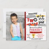 Race Car Racing Twee snelle 2e verjaardag Uitnodig Kaart (Voorkant)