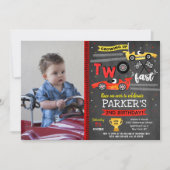 Race Car Racing Twee snelle 2e verjaardag Uitnodig Kaart (Voorkant)
